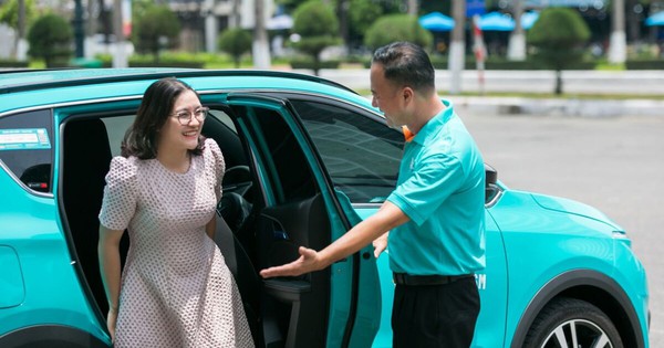 Đến năm 2030, toàn bộ taxi ở Hà Nội chuyển sang xe điện