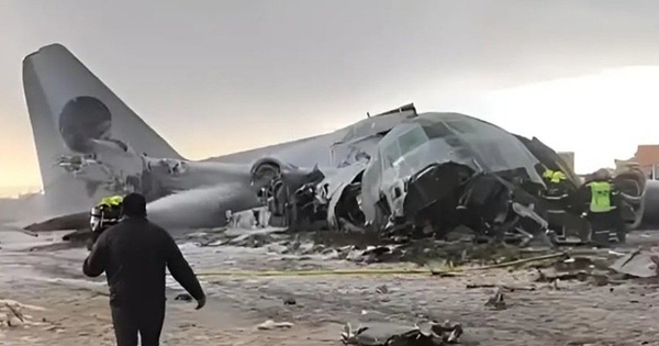 Rơi máy bay chở tiền khiến ít nhất 35 người thương vong