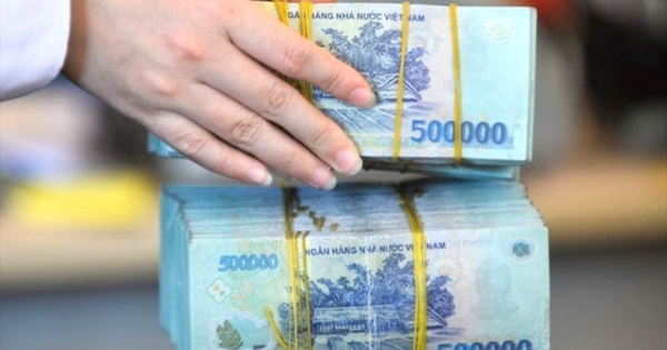 Một ngân hàng tăng vốn nhanh "chóng mặt"