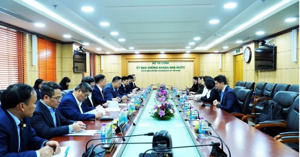 Chủ tịch UBCKNN tiếp Tổng Giám đốc FTSE Russell