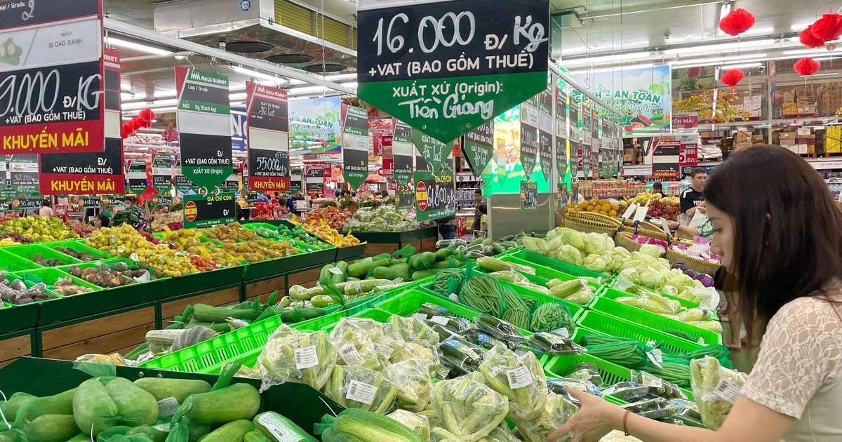 Hết tết, giá hàng hóa thiết yếu giảm nhẹ