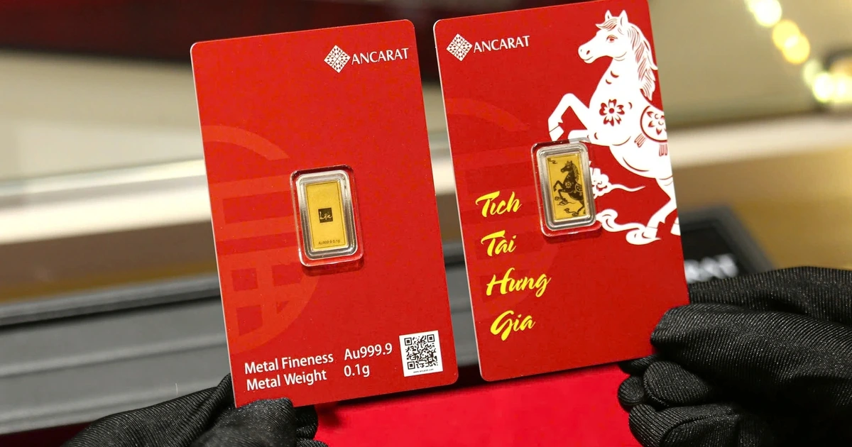 Vàng mini đắt khách, 'cháy hàng' ngay sau 15 phút mở bán