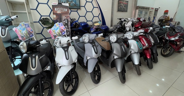 Xe máy "rớt" giá sau Tết