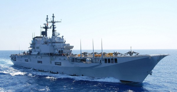 Ý kiếm bộn tiền từ việc 'giao miễn phí' tàu sân bay Garibaldi cho Indonesia