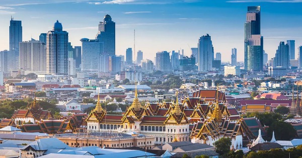 Chuyên gia Thái Lan thừa nhận: "Việt Nam từng 'thua xa' ở nhiều lĩnh vực, những chỉ khoảng 2 năm nữa, kinh tế nước này sẽ vượt qua Thái Lan"