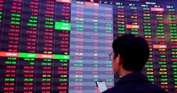 Ngược dòng thị trường, cổ phiếu dầu khí và phân bón “tím lịm” khi VN-Index “bốc hơi” hơn 34 điểm