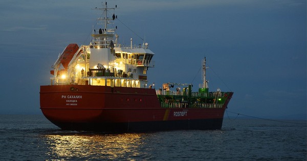 Một quốc gia BRICS họp khẩn vì xung đột Trung Đông, bất ngờ quay xe mua hàng triệu thùng dầu từ Nga