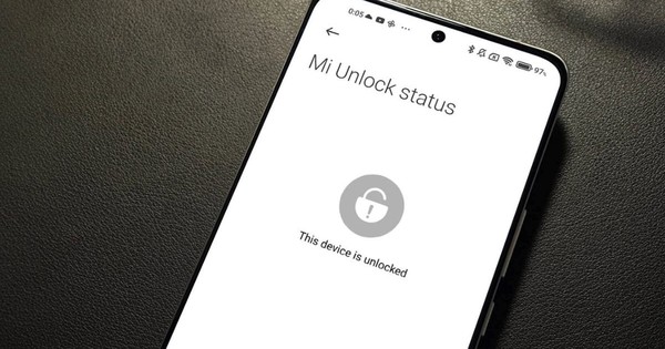 Điện thoại xách tay trước nguy cơ bị chặn ứng dụng ngân hàng và các dịch vụ công