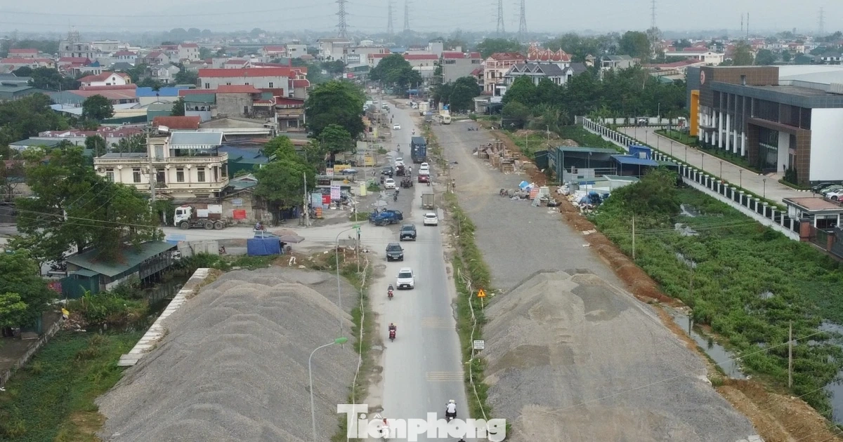 Dự án mở rộng QL6 qua 3 phường Hà Nội: Nhiều đoạn vẫn ‘tê liệt’ vì vướng mặt bằng