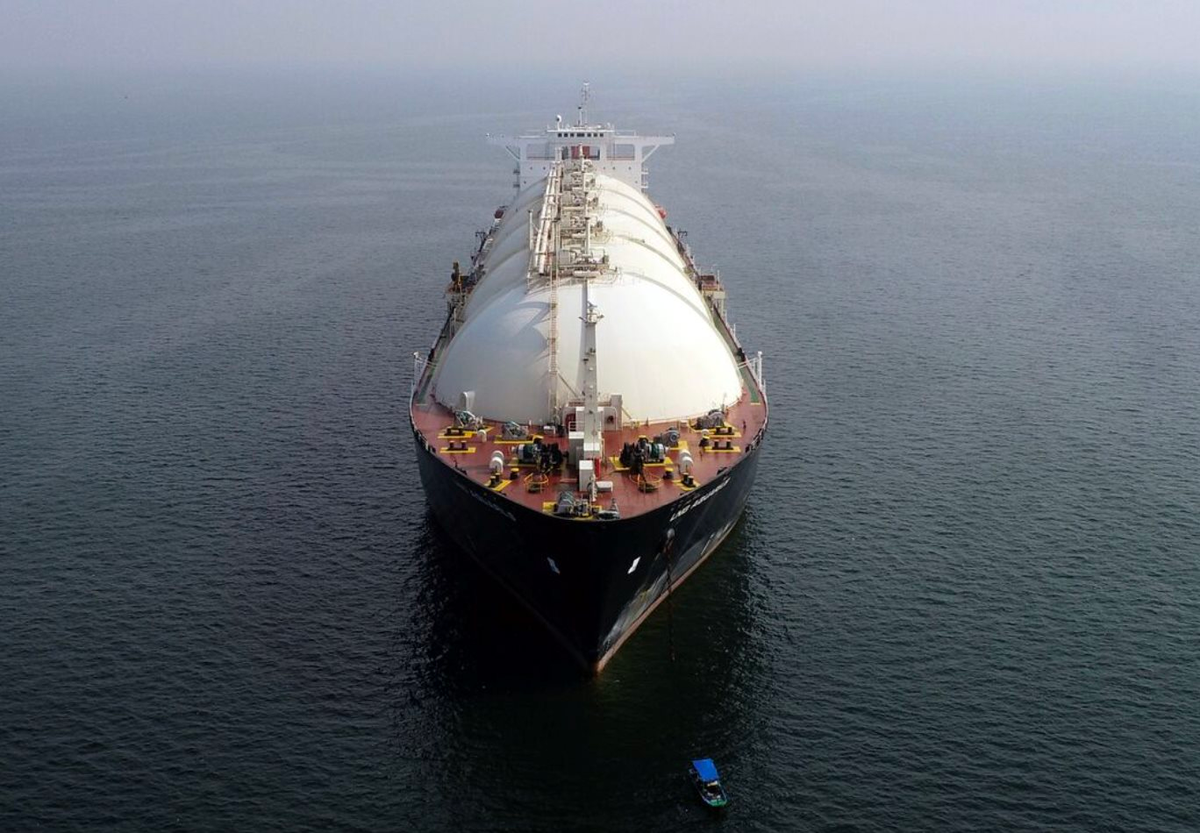 Sau xăng và dầu, cả châu Á đang thiếu hụt nghiêm trọng loại hàng hoá khác, 'giá đắt mấy cũng phải mua'