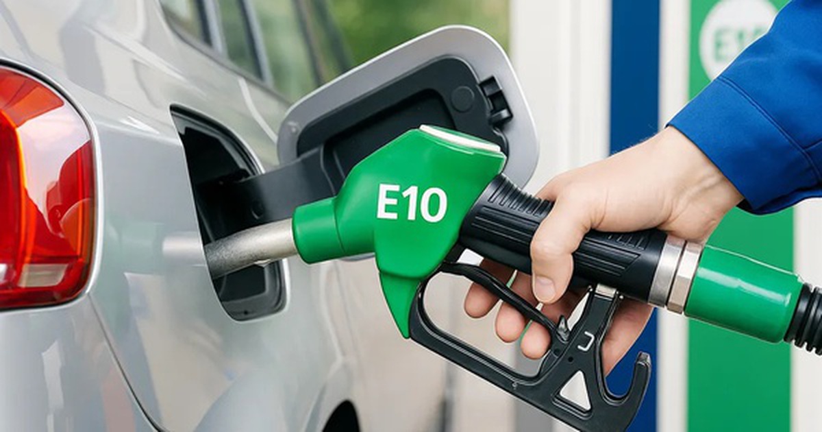 Đẩy mạnh sử dụng xăng E10 để giảm áp lực nguồn cung xăng khoáng