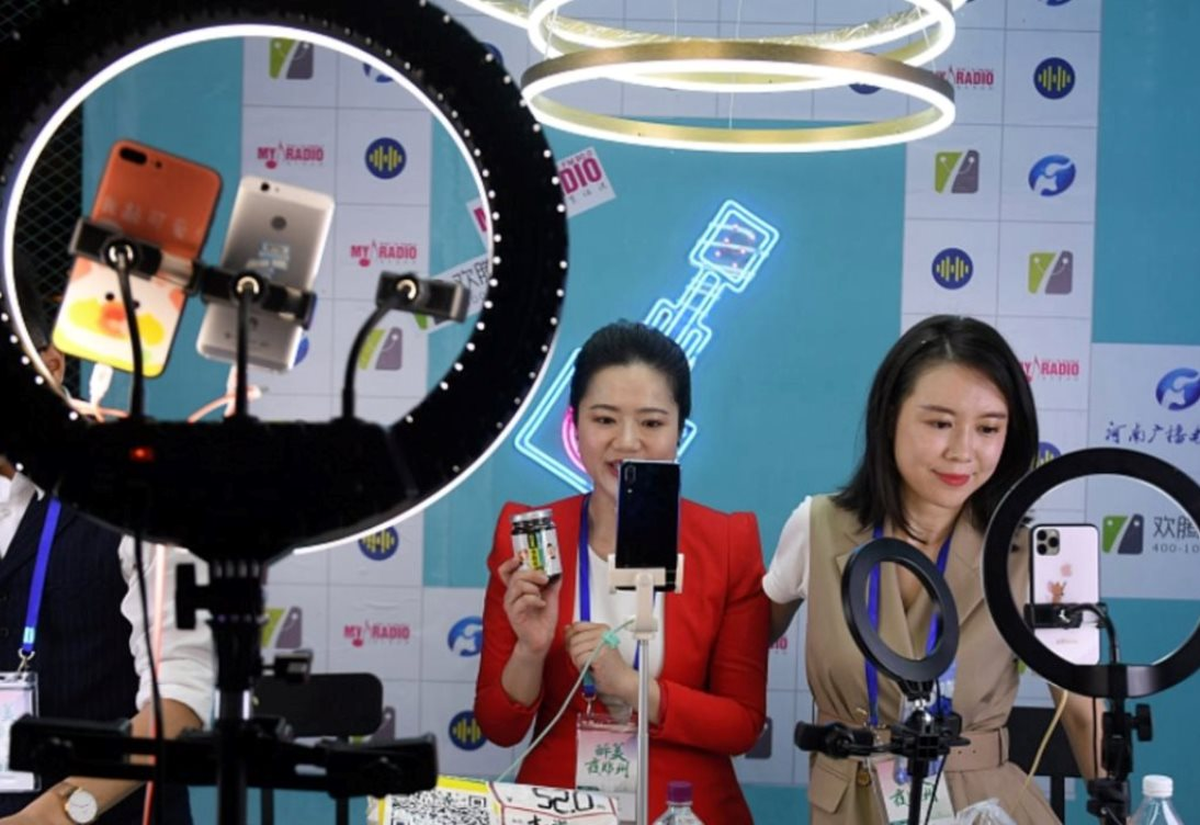 'Cú lừa' livestream: Bong bóng 'nổ tung', loạt streamer tháo chạy khỏi thủ phủ bán trực tuyến dù từng đạt thu nhập 700 triệu đồng/tháng