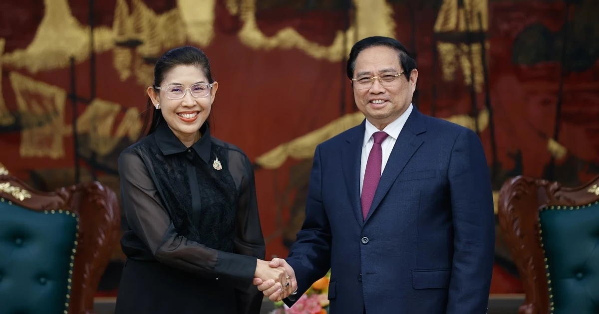 Thủ tướng đề nghị Thái Lan đảm bảo nguồn cung nhiên liệu cho hàng không Việt Nam