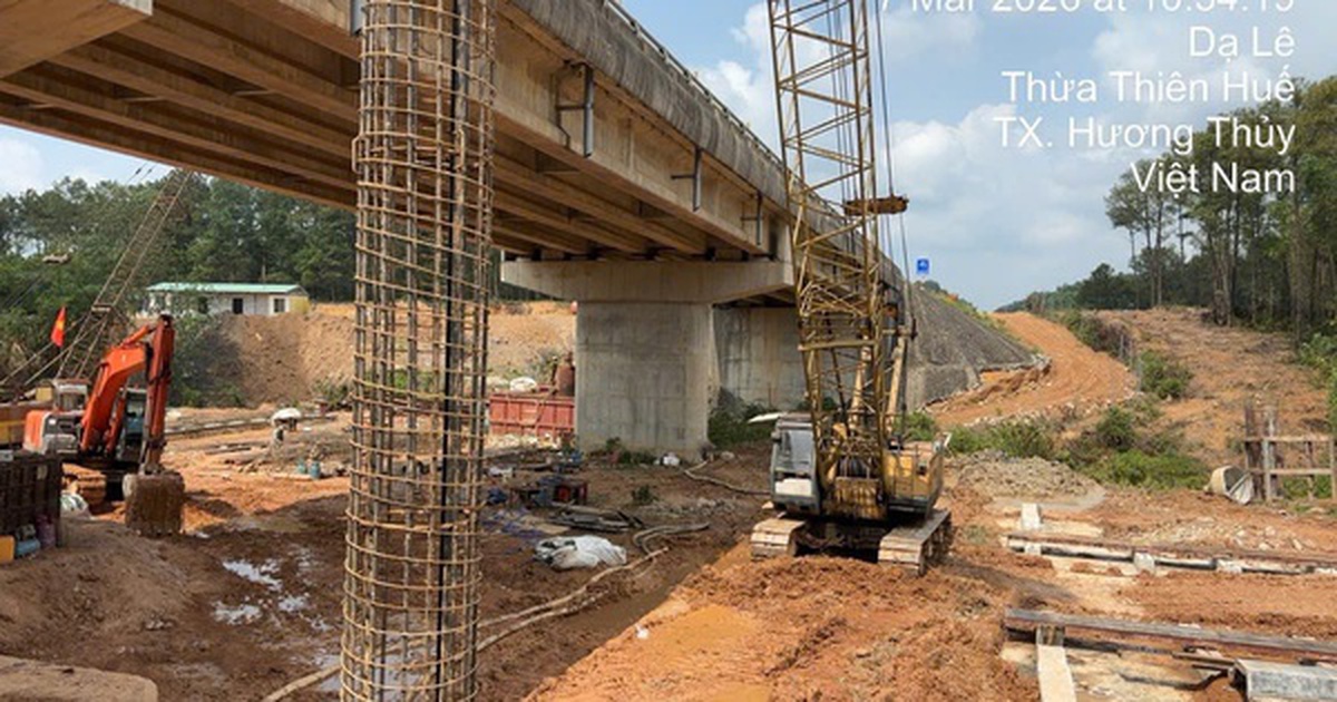 Chủ đầu tư sốt ruột với tiến độ bàn giao mặt bằng dự án nút giao cao tốc Cam Lộ - La Sơn