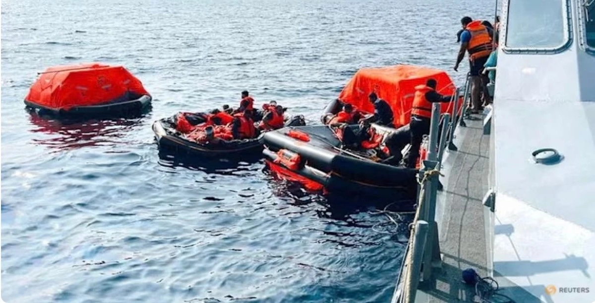 Iran đón thi thể 84 thuỷ thủ hồi hương, dành ngoại lệ hiếm hoi cho Ấn Độ