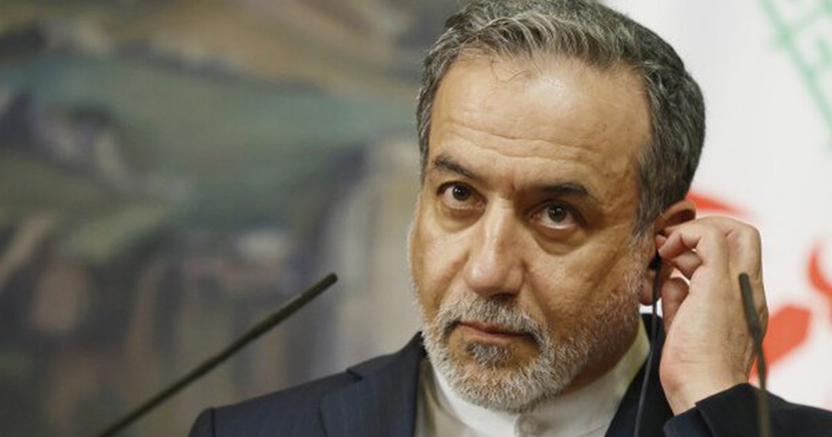 Iran “điểm mặt” những tàu không được qua eo biển Hormuz