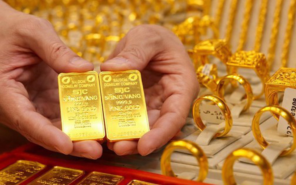 Sáng 17/3: Giá vàng chạm mức thấp nhất sau một tháng