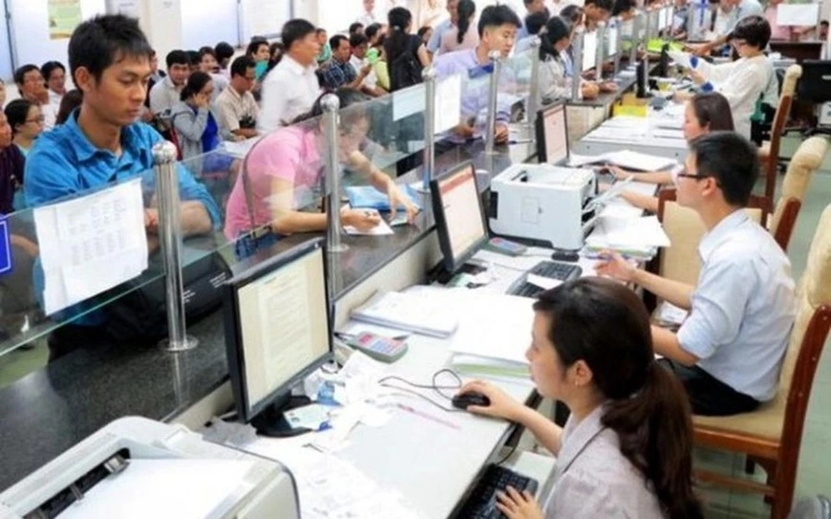 Đề xuất 'nóng' về kỷ luật viên chức