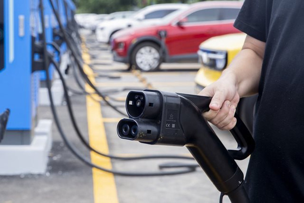 Tỷ phú Phạm Nhật Vượng rót 10.000 tỷ cho lĩnh vực đang cực kỳ cấp thiết tại Việt Nam