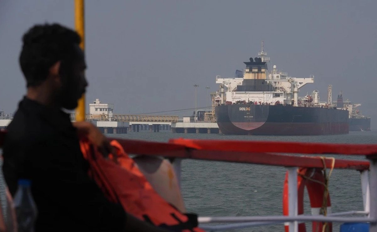 Iran đàm phán với 8 quốc gia về đảm bảo hành lang an toàn cho dầu mỏ