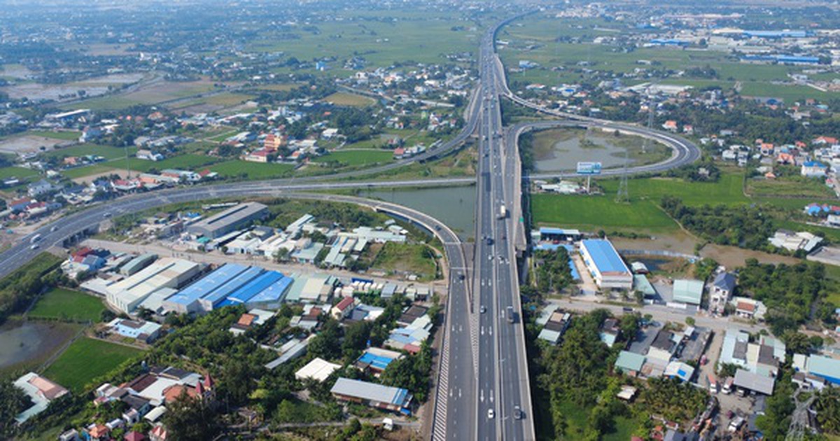 Cận cảnh công trường thi công tuyến đường Vành đai 3-TPHCM qua Tây Ninh