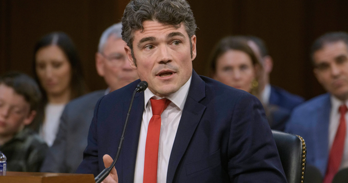 Bất ngờ sau vụ cựu giám đốc chống khủng bố Mỹ từ chức vì chiến sự Iran