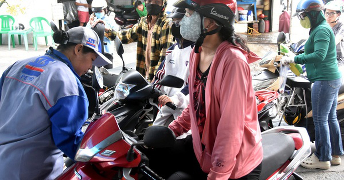 Kịch bản ứng phó giá xăng dầu leo thang