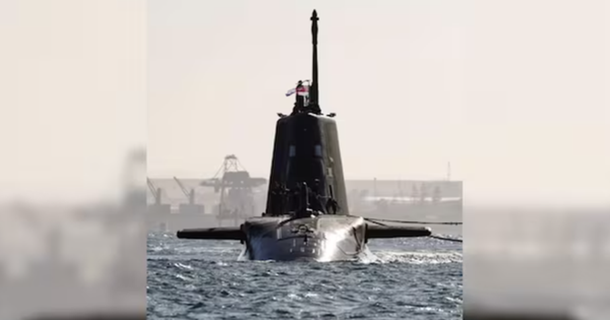 Tàu ngầm hạt nhân Anh mang tên lửa Tomahawk áp sát Trung Đông