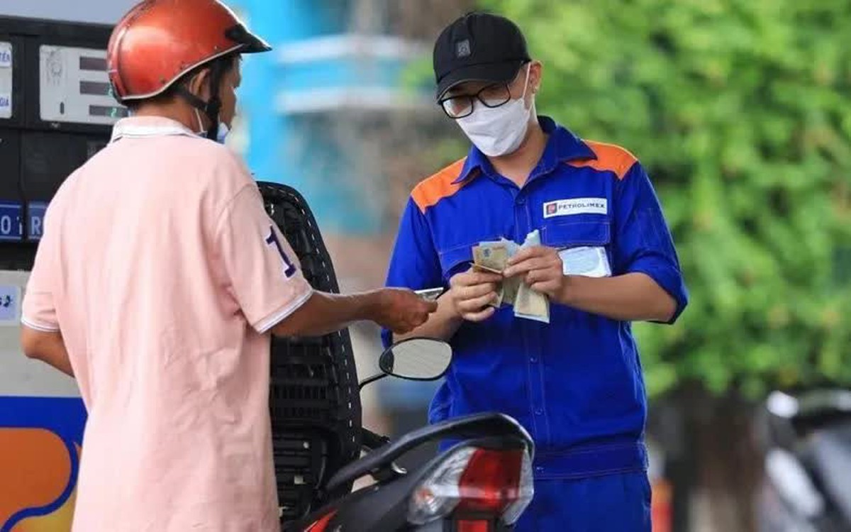 Giá xăng dầu của Việt Nam thấp hơn đáng kể so với nhiều quốc gia lân cận