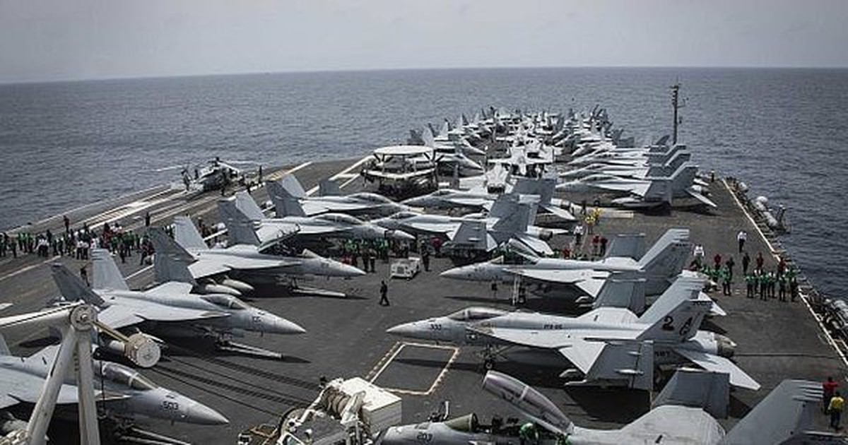 Iran sắp ra luật thu phí qua lại eo biển Hormuz