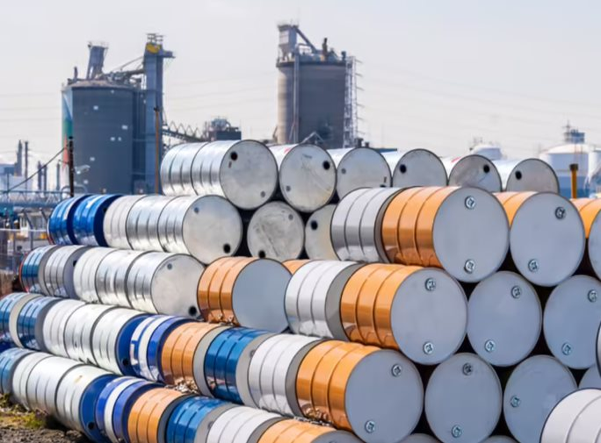 Mỹ đang chuẩn bị kịch bản cho giá dầu lên 200 USD/thùng