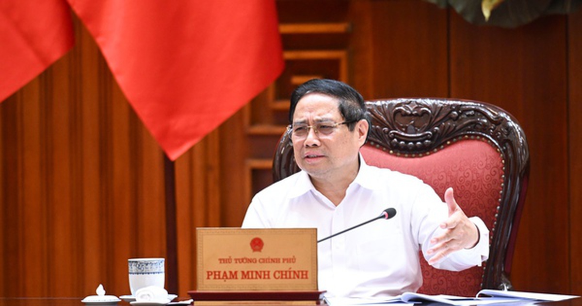 Thủ tướng: Không để thiếu nguồn cung xăng dầu; khẩn trương xây dựng kho dự trữ chiến lược tại Nghi Sơn