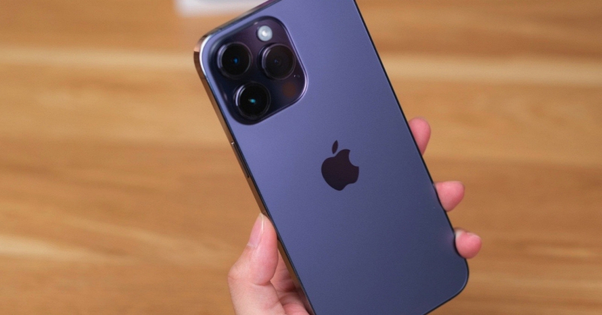 3 chiếc iPhone cũ đang giảm giá mạnh nhất hiện nay