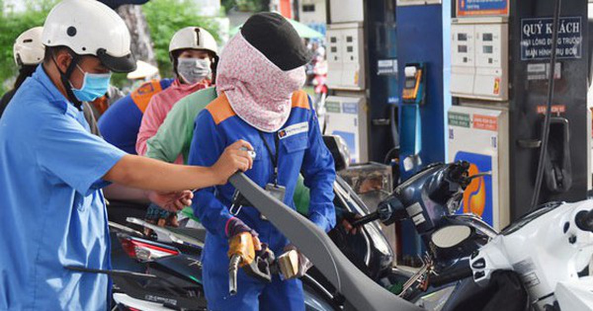 Hoả tốc triển khai việc miễn thuế đối với xăng dầu