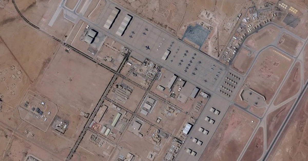 Iran tấn công căn cứ Prince Sultan, tuyên bố đánh chìm nhiều tàu đổ bộ Mỹ