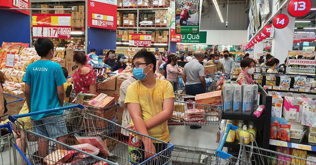 Tác động từ xung đột Trung Đông, chi phí lãi vay tăng cũng bào mòn lợi nhuận doanh nghiệp