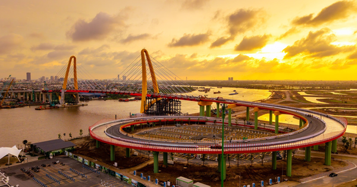 Một công trình của tỷ phú Phạm Nhật Vượng thiết lập kỷ lục về tốc độ xây dựng "thần tốc", kết nối trung tâm TP Hải Phòng với "đảo tỷ phú" 2,4 tỷ USD