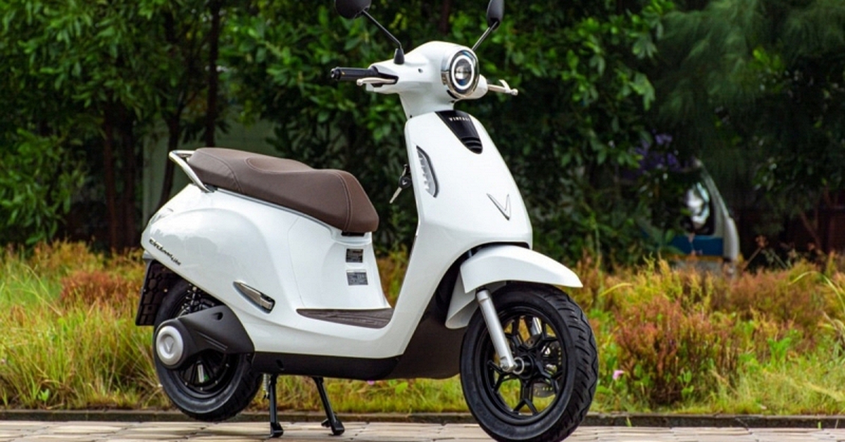 2 chiếc xe máy điện VinFast đáng mua nhất lúc này