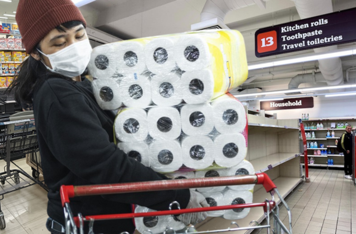 Xung đột Trung Đông kéo dài, người dân Nhật Bản đổ xô tích trữ giấy vệ sinh