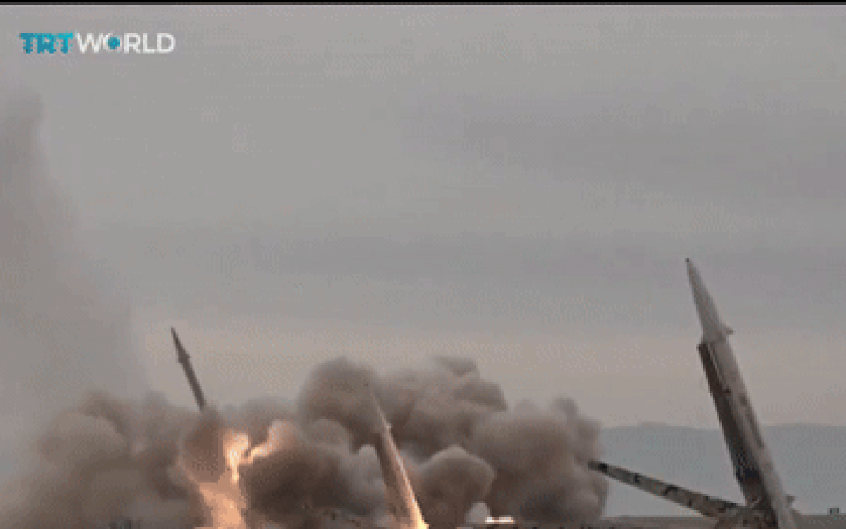 NYP: Máy bay Mỹ vỡ đôi sau đòn của Iran – TT Trump nhắm thẳng "1 thứ hiếm", hé mở cuộc đột kích nguy hiểm nhất lịch sử