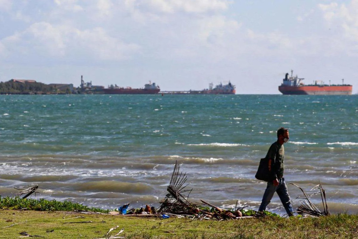3 tháng không có tàu chở nhiên liệu nào đến, Cuba tìm ra 'lối đi khác'