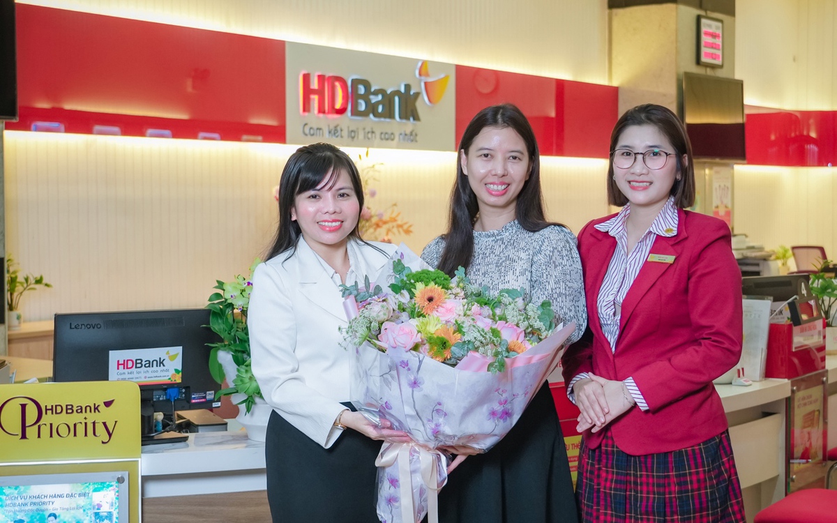 Chủ nhân giải 3 tỷ đồng đã lộ diện, hành trình "Tiết kiệm Tỷ phú" tại HDBank khép lại trong những khoảnh khắc vỡ òa
