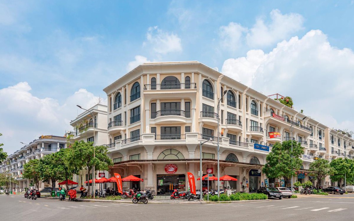 Mua nhà tại Van Phuc City, trải nghiệm loạt thương hiệu nổi tiếng ngay trước nhà