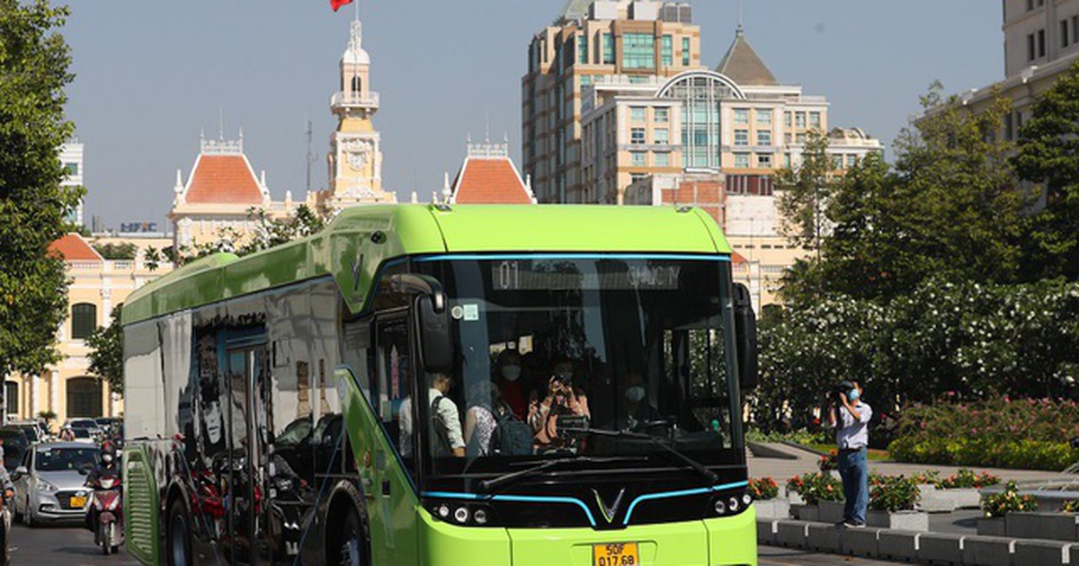 Thời cơ 'vàng' cho giao thông công cộng