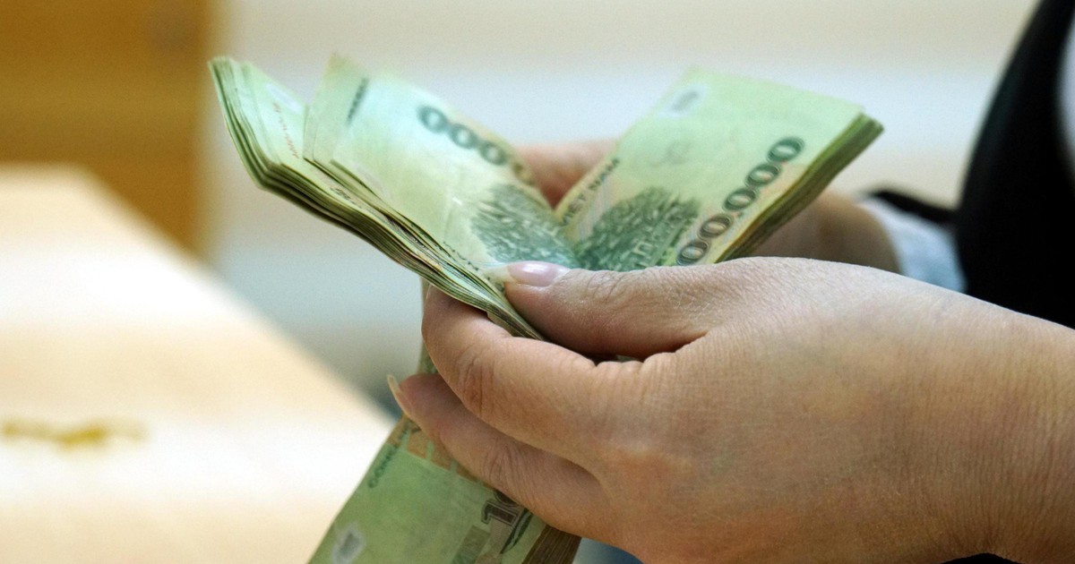 Lãi suất ngân hàng tăng mạnh