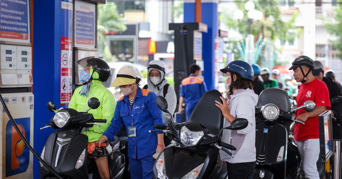 Kịch bản nào cho giá xăng dầu trong nước?