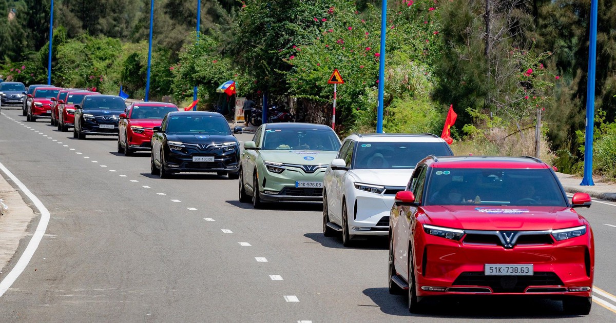 Vingroup gia hạn chương trình hỗ trợ khẩn cấp cho khách đổi sang xe điện