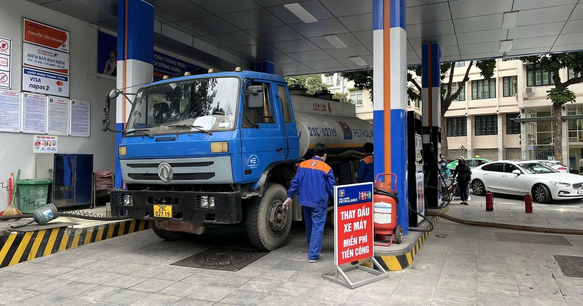 Sử dụng quỹ bình ổn, đảm bảo đủ xăng dầu trong nước