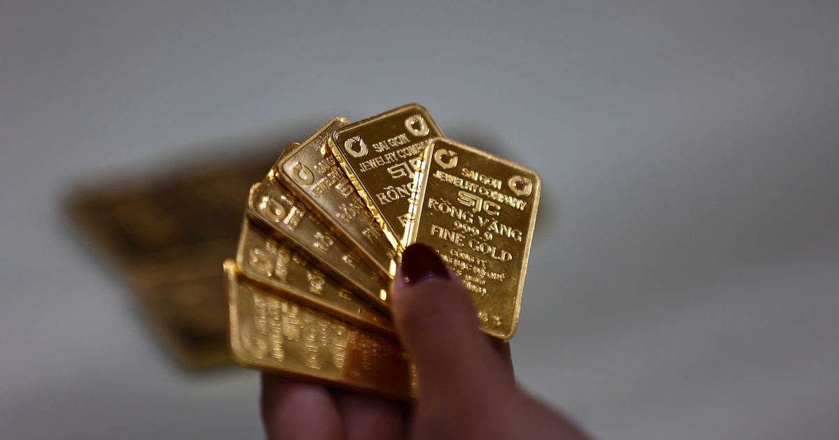 Giá vàng hôm nay 4.3.2026: Vàng SJC giảm mạnh, lỗ gần 11 triệu đồng/lượng