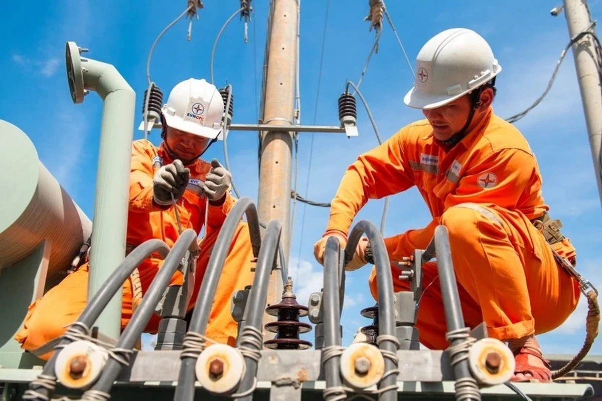 Nắng nóng đến sớm, tiêu thụ điện có thể vượt 1 tỷ kWh/ngày